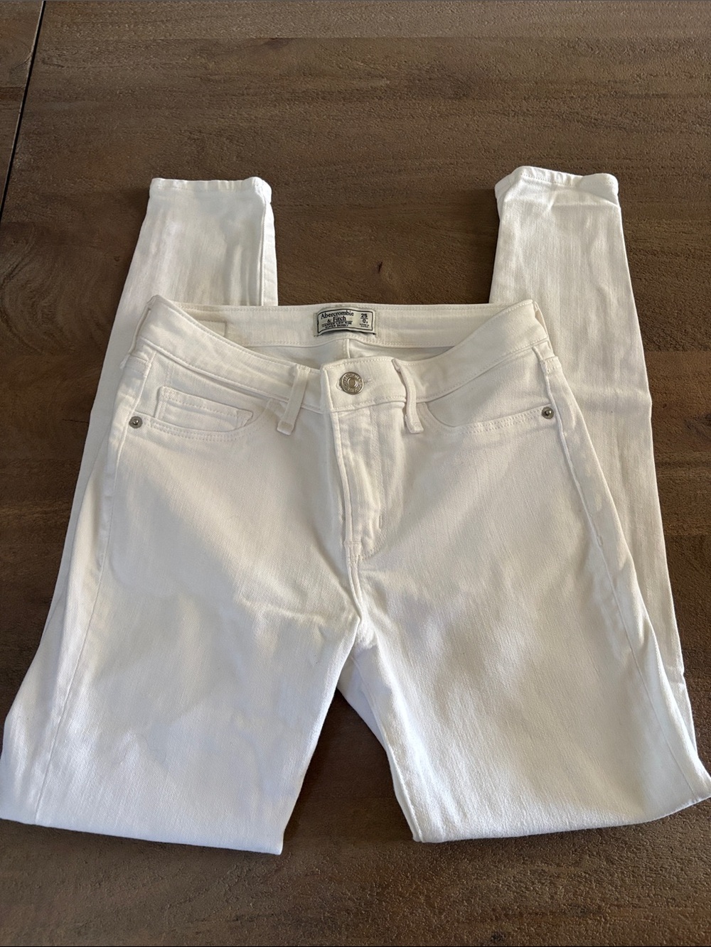 Abercrombie & Fitch White Women's Skinny Jeans